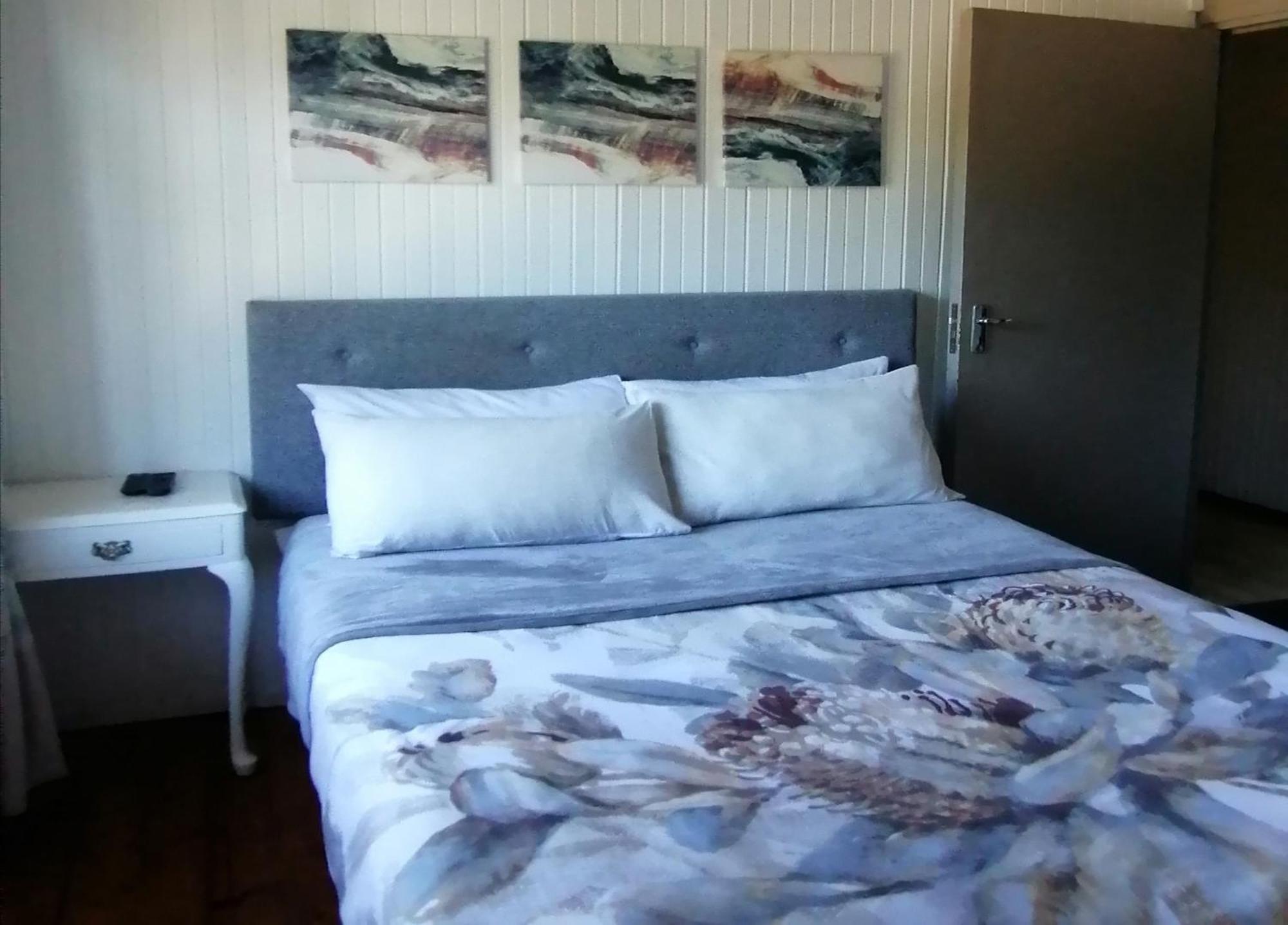 Knysna N2 Lodge Esterno foto