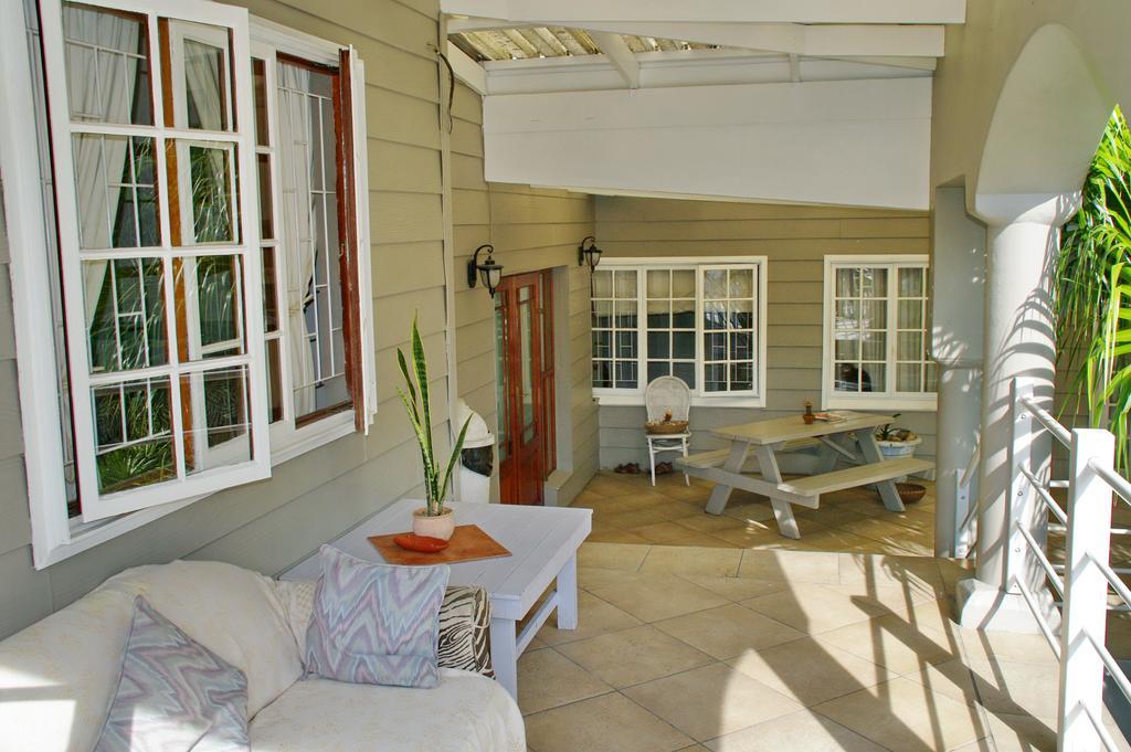 Knysna N2 Lodge Esterno foto